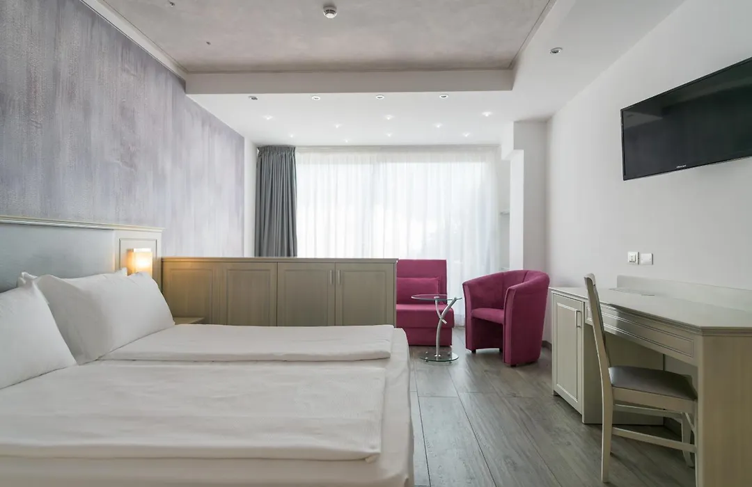 Garda Suite Hotel - Adults Only Hotel-1